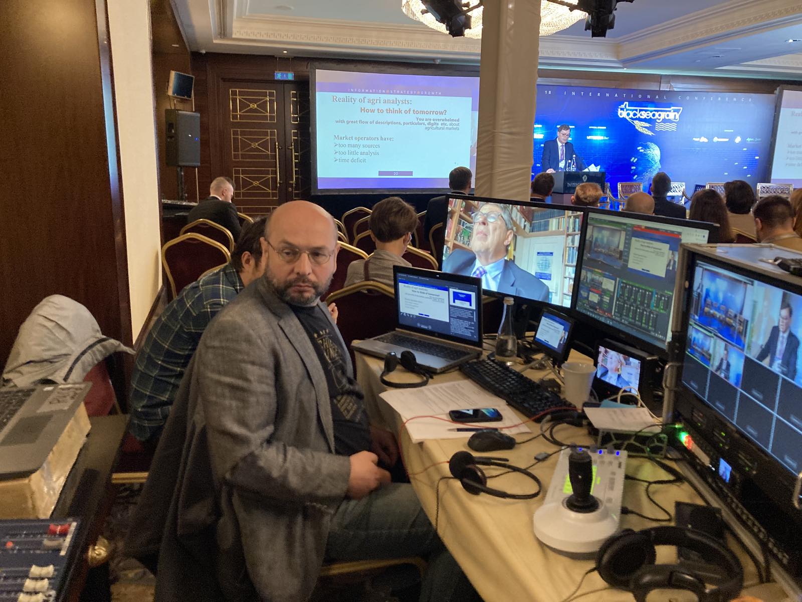 Услуга онлайн-трансляции мероприятий Киев, Украина